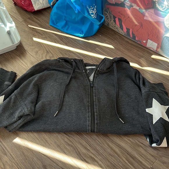 Tommy Hilfiger ZipUp Hoodie - Picture 2 of 5